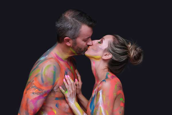 Capturing Intimate Brushstrokes in Glow-in-the-Dark Photography