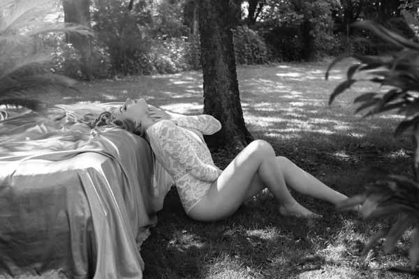 Breathtaking Outdoor Boudoir Shoot Franklin TN